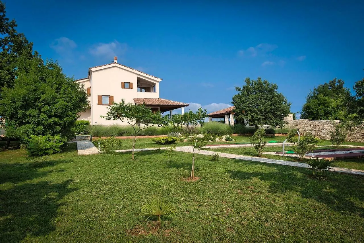Villa Stokovci 0*,  Croatia
