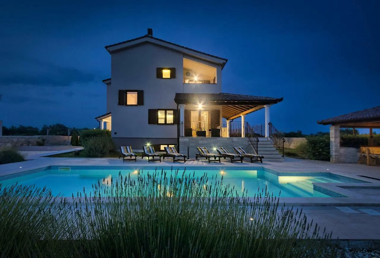 Villa Stokovci